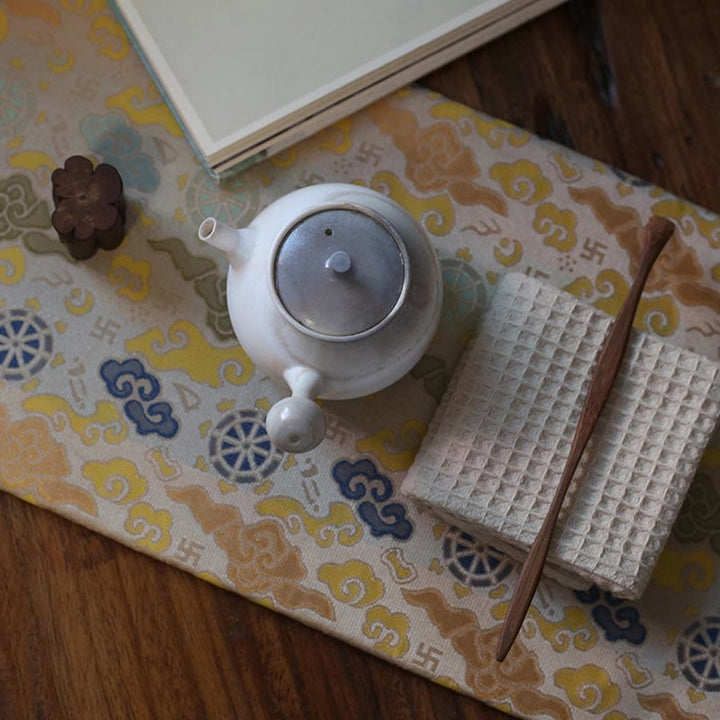 Elegante sottobicchiere per tazza da tè con motivo broccato floreale