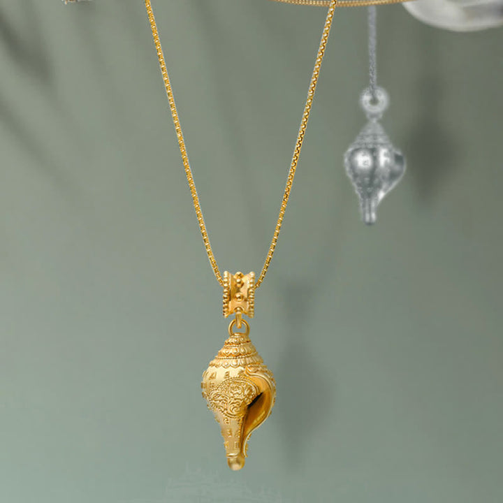 Collana con ciondolo portafortuna in conchiglia Shankha in argento sterling 999