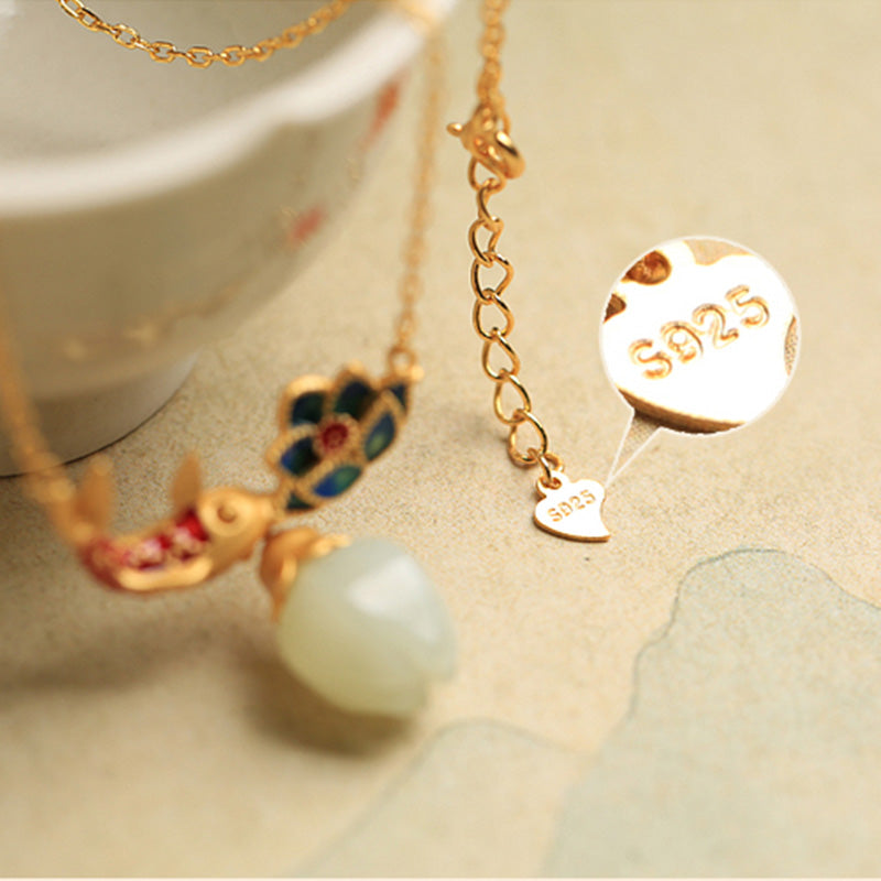 Collana con ciondolo di protezione in argento sterling 925 con pesce koi in giada bianca e Buddha Stones - image 7