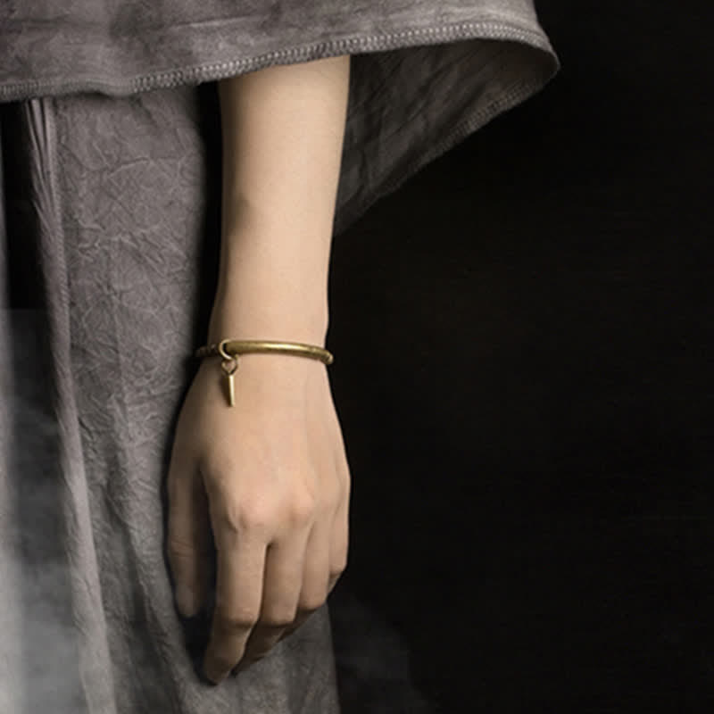 Bracciale rigido con polsino in pietra lavica e rame Balance