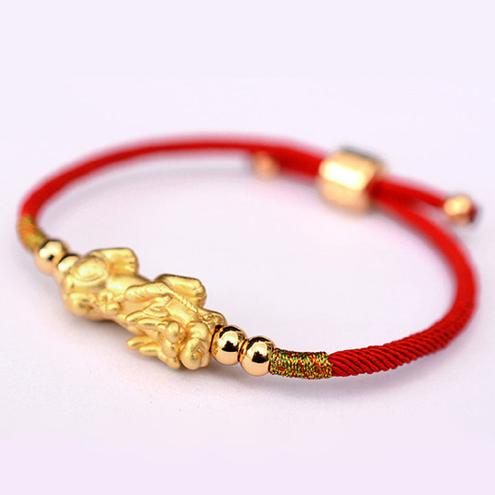 Braccialetto Buddha Stones PiXiu Luck Red String placcato oro 24K