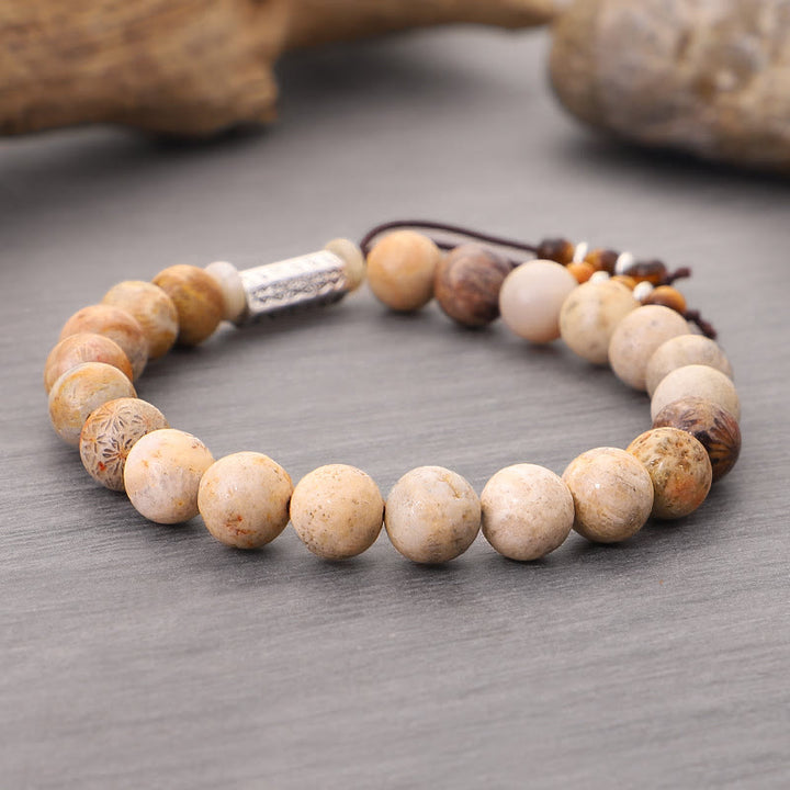 Braccialetto rinforzante in pietra invecchiata Om Mani Padme Hum Buddha Stones