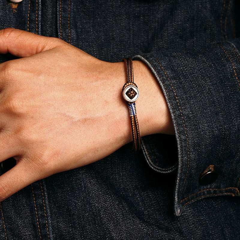 Braccialetto con cordino intrecciato di protezione con bottone fatto a mano in argento sterling 925 Buddha Stones