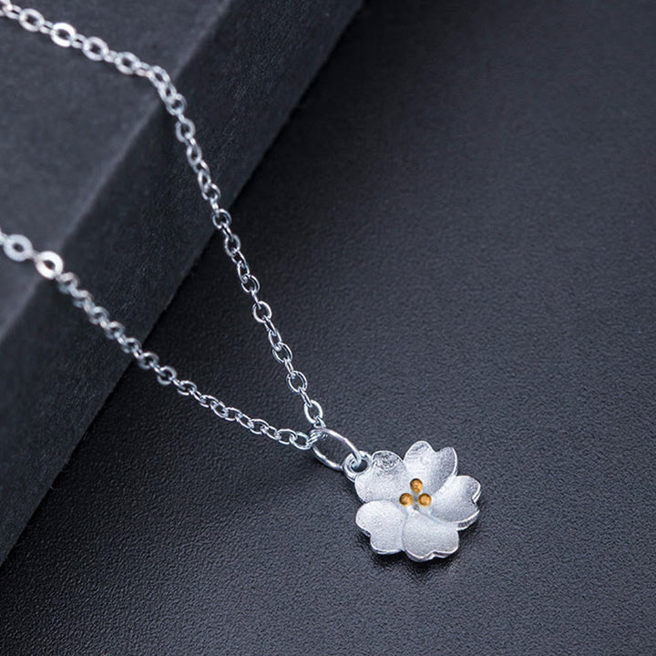 Collana con ciondolo a forma di fiore di ciliegio in argento sterling 925 con Buddha Stones e benedizione