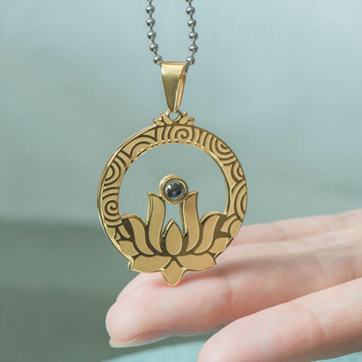 Collana con ciondolo in acciaio al titanio e pietre Buddha Stones , proiezione dell'illuminazione, Shurangama Mantra
