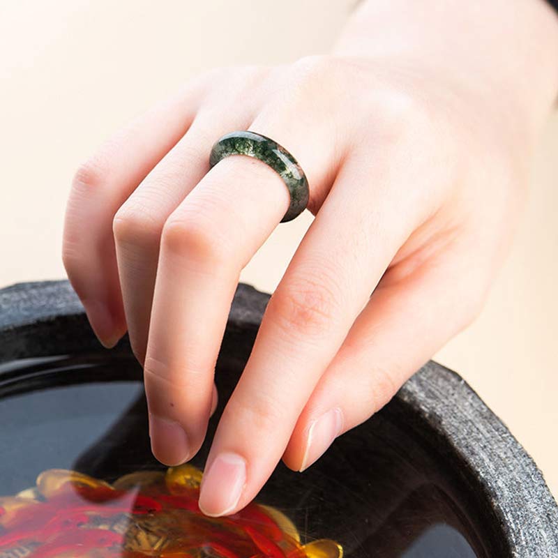 Anello di equilibrio curativo in agata muschiata Buddha Stones