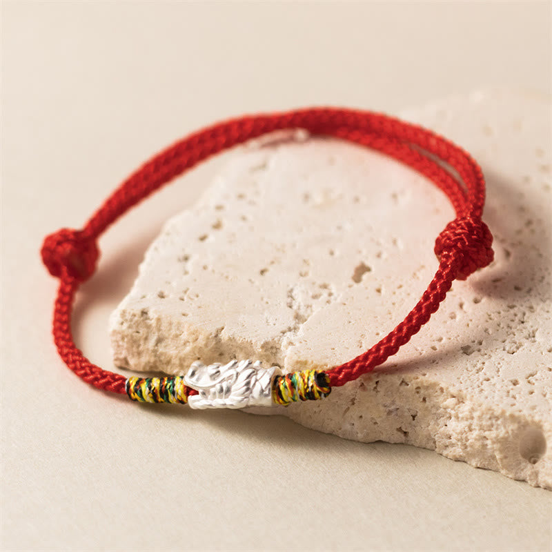Braccialetto in corda rossa con Buddha Stones in argento sterling 925 Anno del drago Fortuna Forza