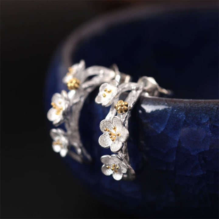 Orecchini Buddha Stones in argento sterling 925 con fiori di prugna e benedizione floreale