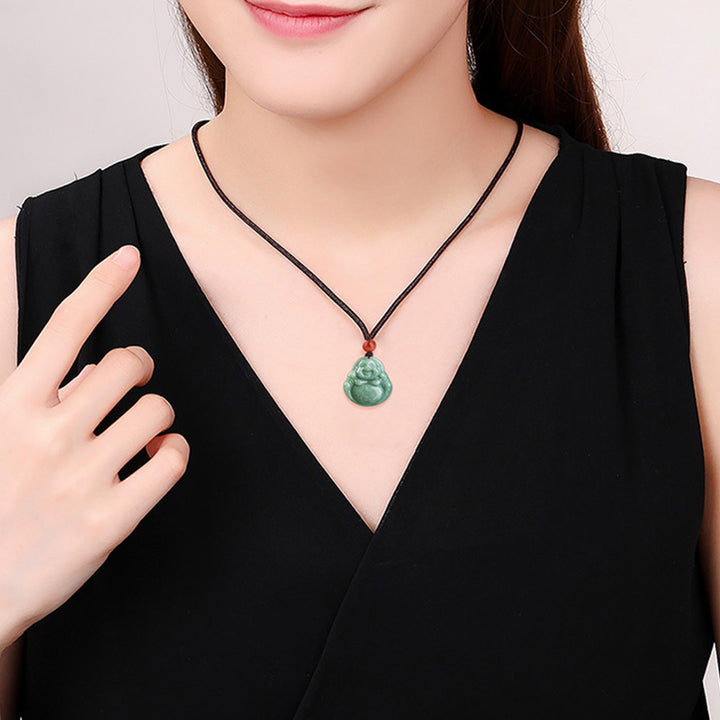 Collana con ciondolo a corda in giada Buddha Stones che ride - image 3