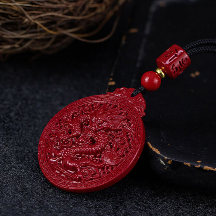 Collana con ciondolo di protezione del drago in cinabro naturale dell'anno del drago di Buddha Stones