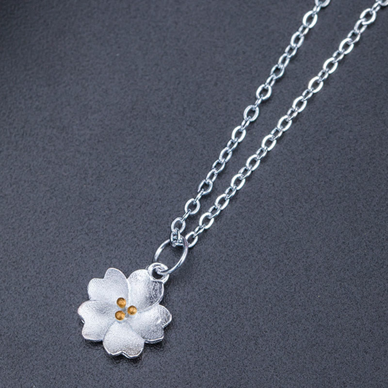Collana con ciondolo a forma di fiore di ciliegio in argento sterling 925 con Buddha Stones e benedizione