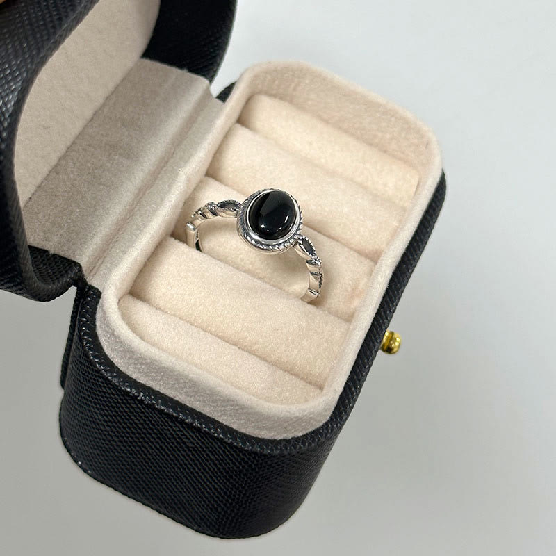 Anello della fortuna in onice nero in argento sterling 925 Buddha Stones