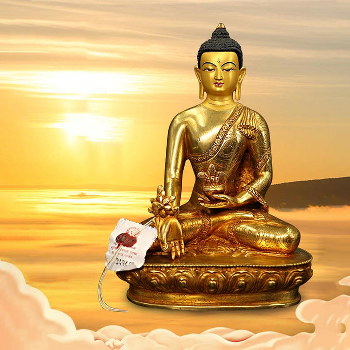 Statua di Buddha Shakyamuni Buddha della medicina Compassione in rame placcato oro Decorazione