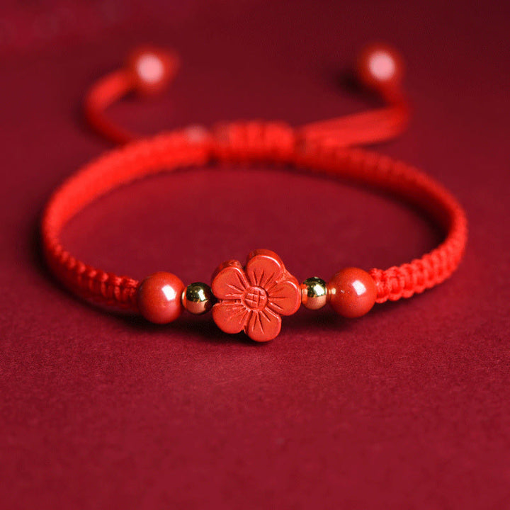 Buddha Stones Quadrifoglio Fiore a cinque petali Cinabro Benedizione Braccialetto con filo rosso