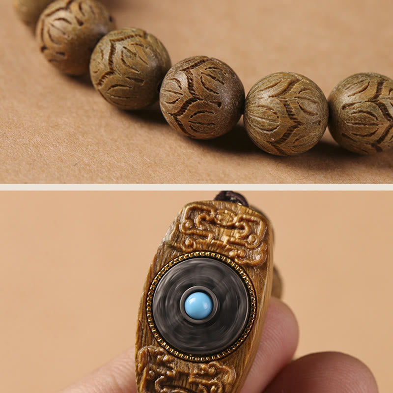 Braccialetto rilassante Om Mani Padme Hum in legno di sandalo verde e legno di ebano e sandalo Buddha Stones