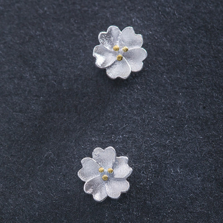 Orecchini a bottone Buddha Stones in argento sterling 925 con fiori di ciliegio e motivo floreale calmo