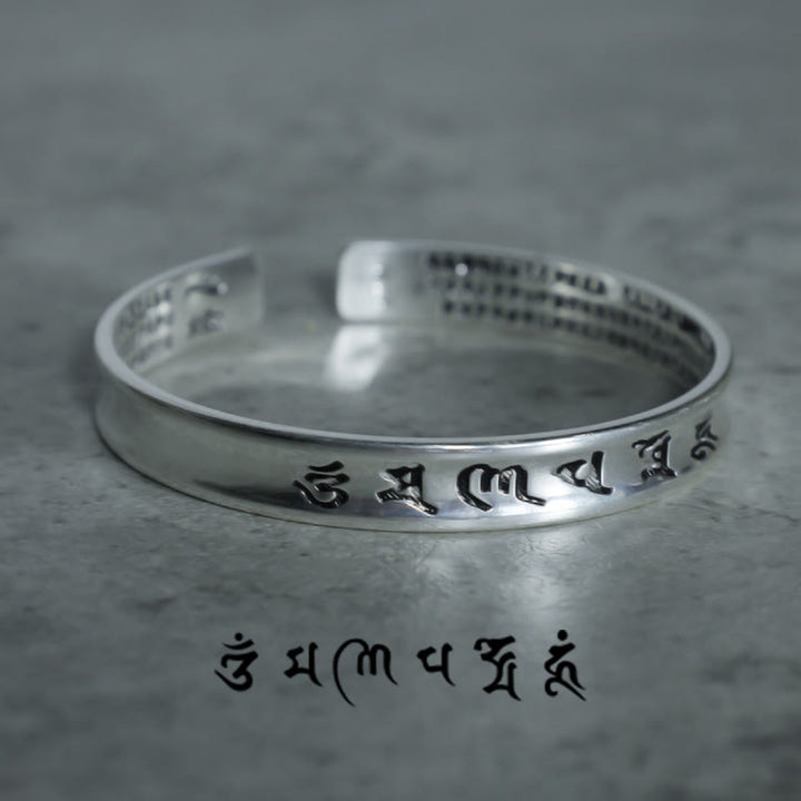 Braccialetto in rame bianco con mantra tibetano Buddha Stones