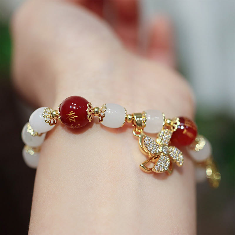 Braccialetto di benedizione con ciondolo a forma di lucchetto cinese con mulino a vento Buddha Stones Fu Character