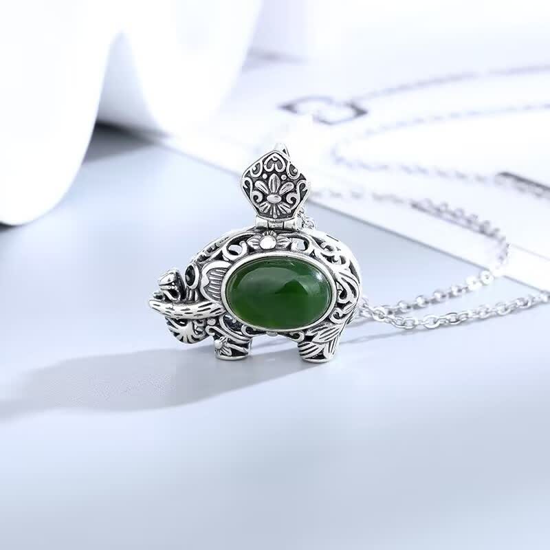 Collana con ciondolo di elefante di successo in argento sterling 925 Hetian Cyan Jade