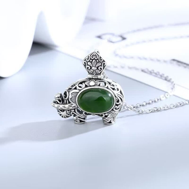 Collana con ciondolo di elefante di successo in argento sterling 925 Hetian Cyan Jade