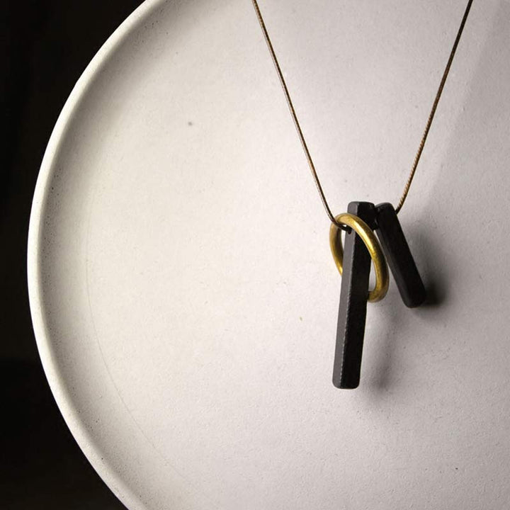 Collana con ciondolo in legno di ebano e cerchio zen Buddha Stones , illuminazione