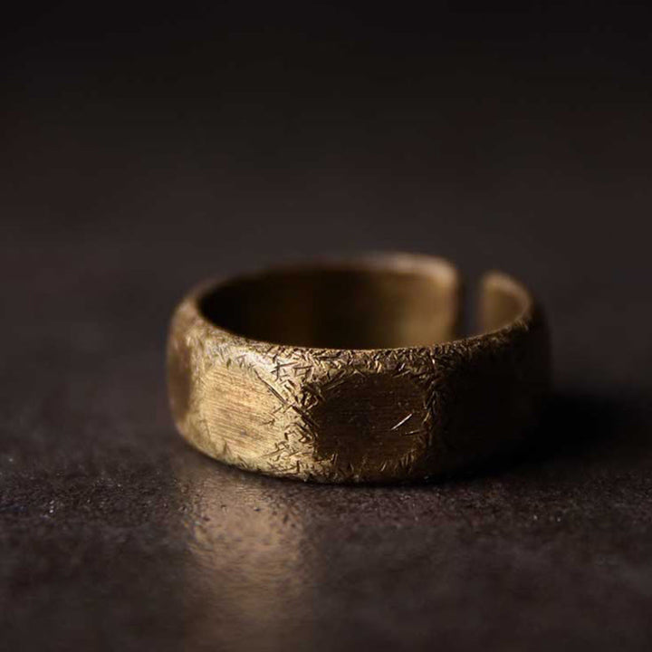 Anello di ricchezza tibetano in ottone e rame satinato dal design semplice