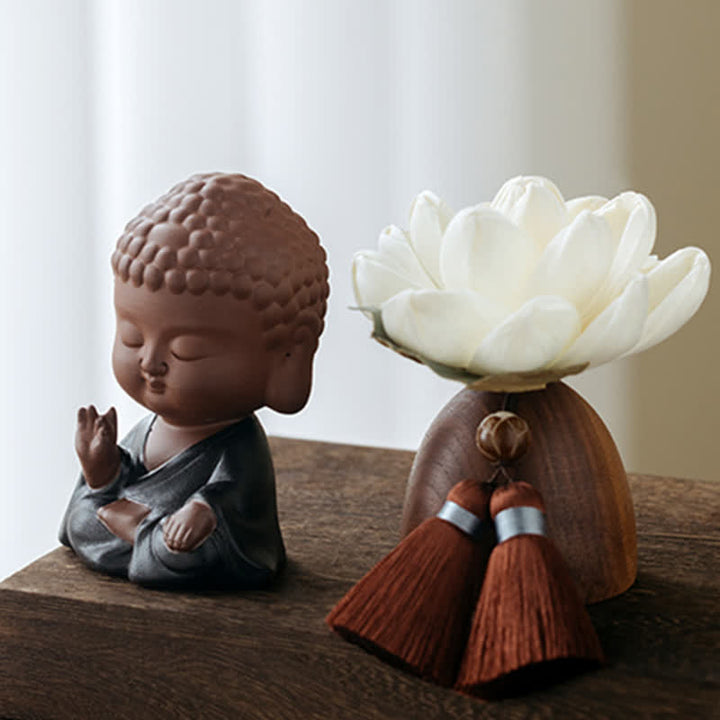 Decorazione di cura calma con fiore di Buddha in legno di pesca nera