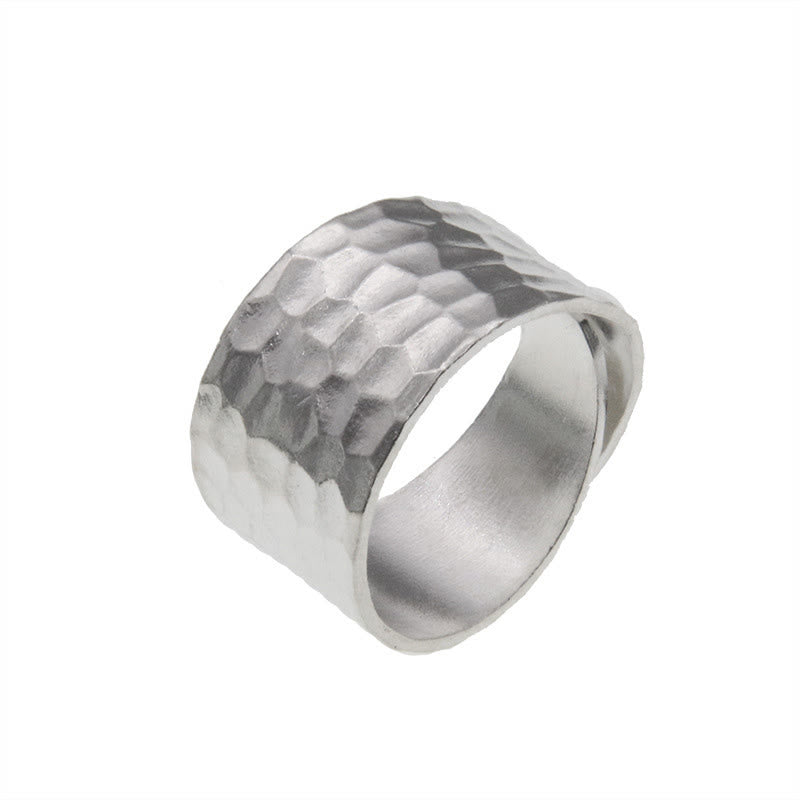Anello con motivo martellato rustico fatto a mano in argento sterling 990 tibetano Buddha Stones
