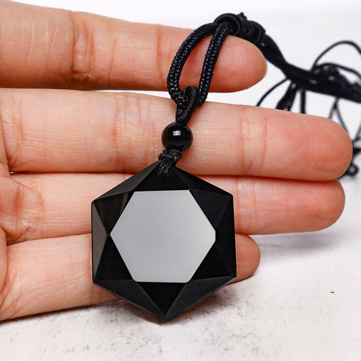 Collana con ciondolo purificatore con talismano in ossidiana nera