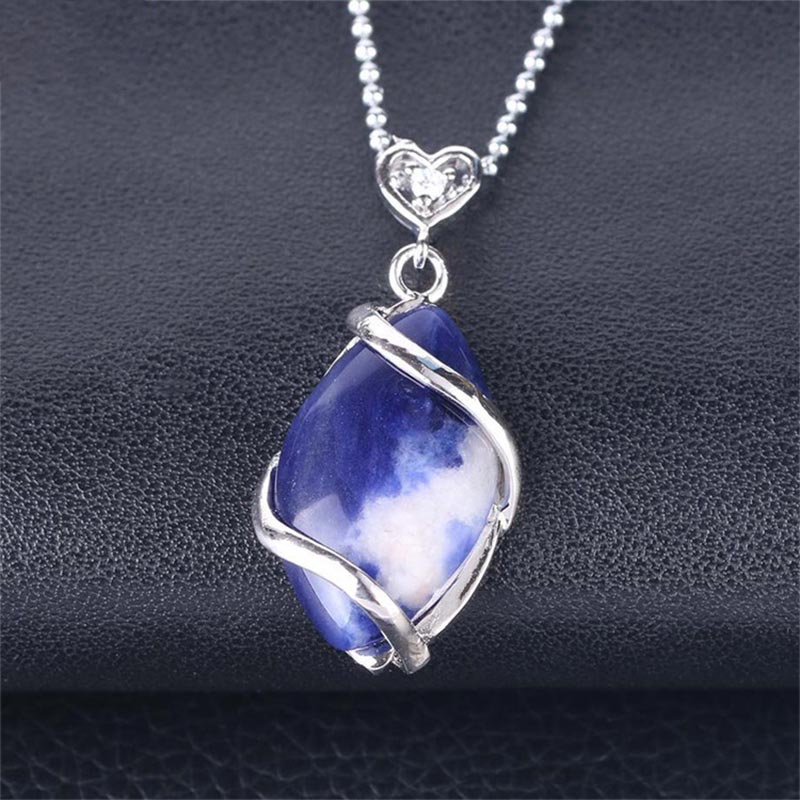 Collana con ciondolo in pietra di cristallo naturale con motivo a marquise Buddha Stones