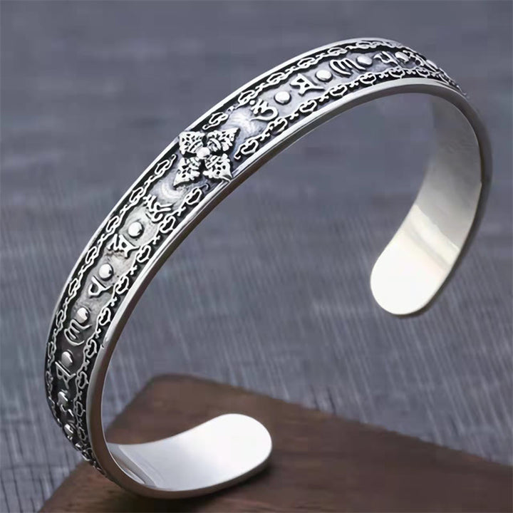 Bracciale rigido con Buddha Stones in argento sterling 925 Om Mani Padme Hum con doppio Dorje inciso e saggezza