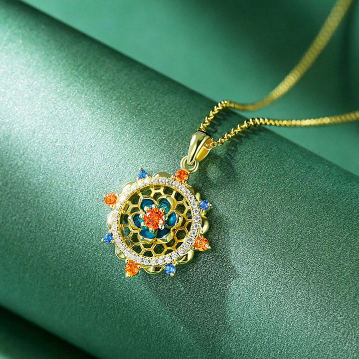 Collana con ciondolo Buddha Stones in argento sterling 925 con fiore di loto e zircone colorato, nuovo inizio