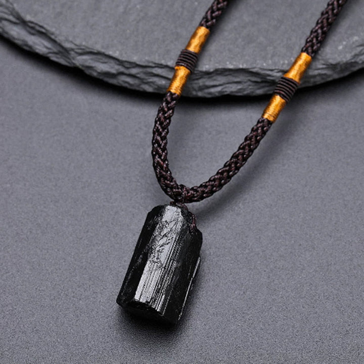 Collana con ciondolo in corda positiva con tormalina nera naturale Buddha Stones