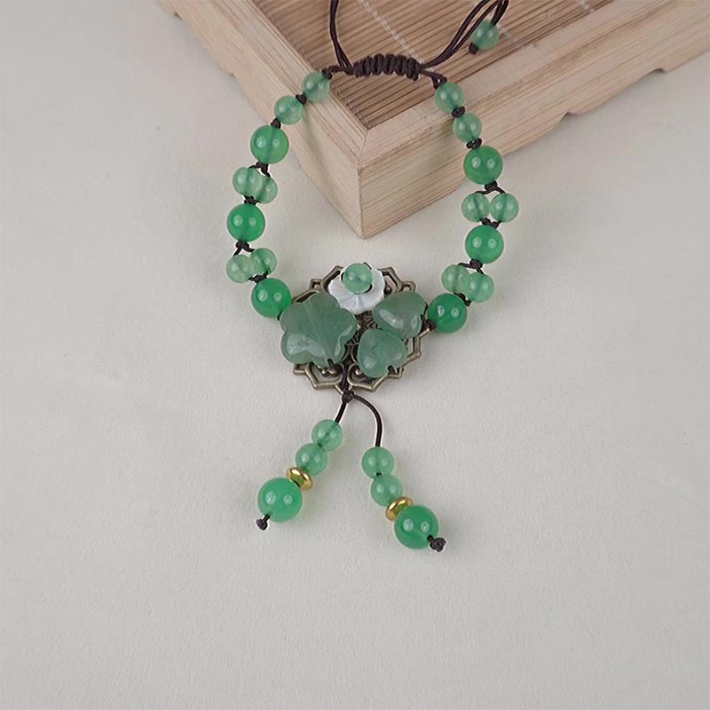 Braccialetto con fiori pendenti in giada verde naturale Buddha Stones Luck