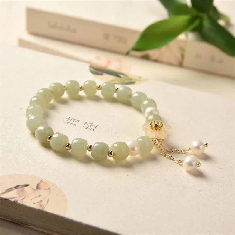 Braccialetto di abbondanza di felicità con perle e fiori di giada di Hetian