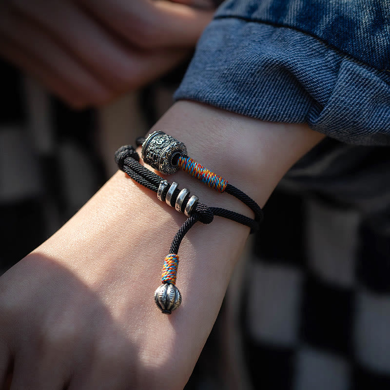 Braccialetto a doppio giro con amuleto intagliato in Buddha Stones tibetano Om Mani Padme Hum