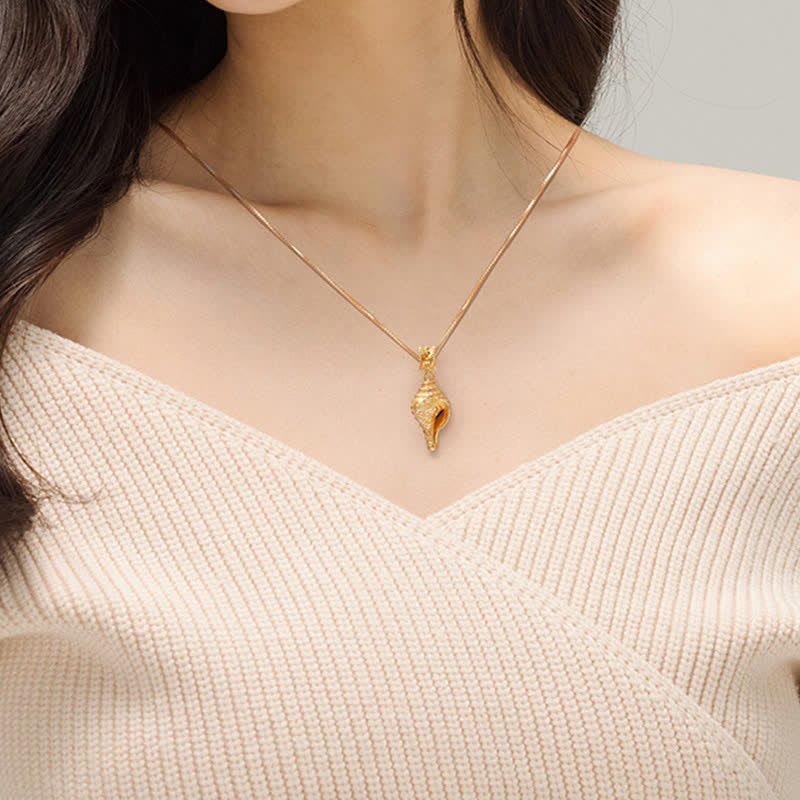 Collana con ciondolo portafortuna in conchiglia Shankha in argento sterling 999