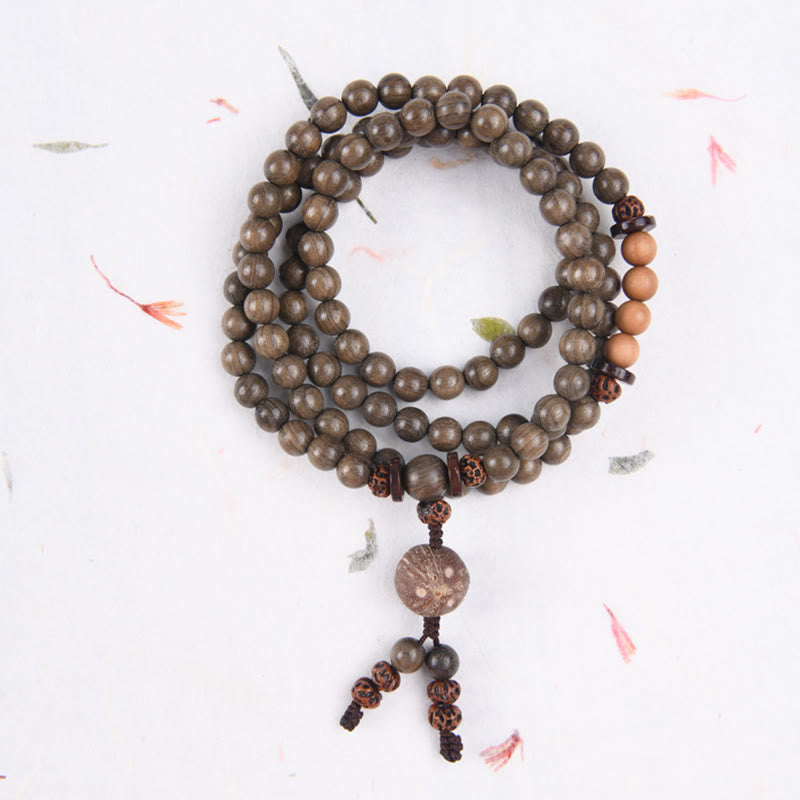 Bracciale Mala con ciondolo di protezione in legno di sandalo tibetano Buddha Stones - 108 perle Mala - 10 mm - image 10