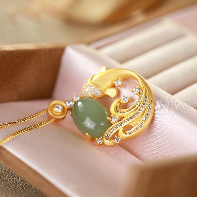 Collana con ciondolo calmante con pesce koi in giada ciano e Buddha Stones - image 9