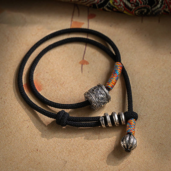 Braccialetto a doppio giro con amuleto intagliato in Buddha Stones tibetano Om Mani Padme Hum