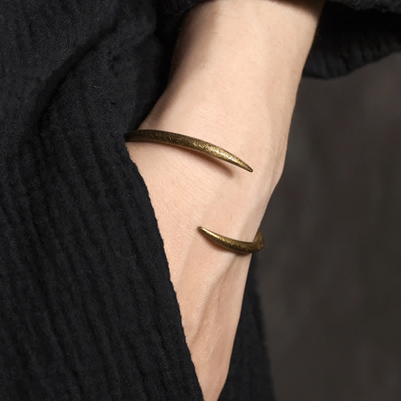 Bracciale regolabile con polsino in rame con design semplice Buddha Stones Luck