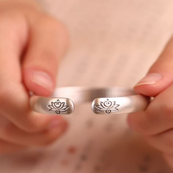 Braccialetto portafortuna guarigione fiore di loto Buddha Stones Heart Sutra in rame bianco