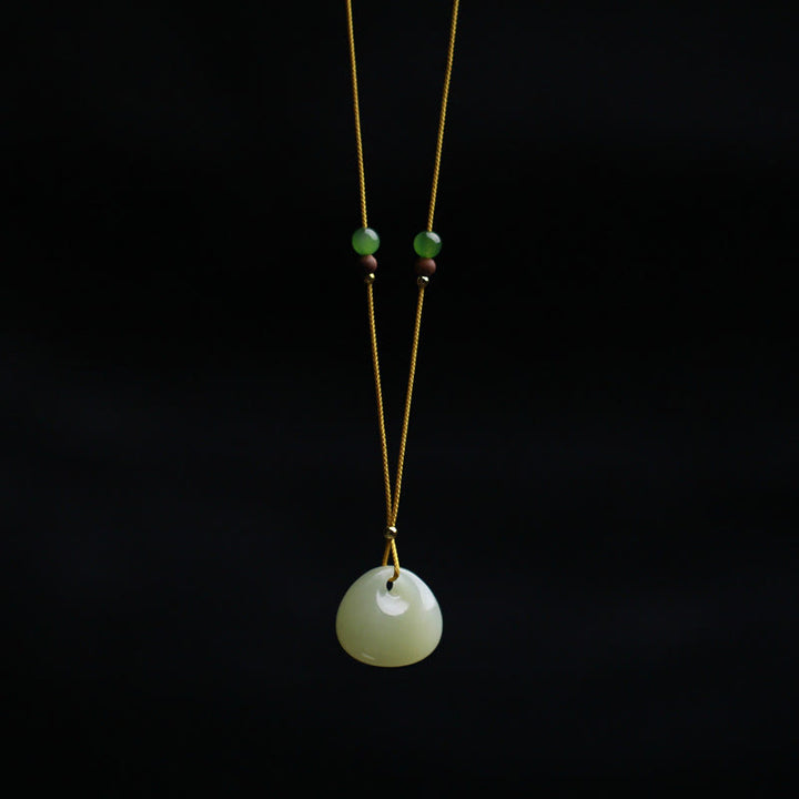 Collana con ciondolo in corda della prosperità con motivo a piccola borsa in giada naturale di Hetian