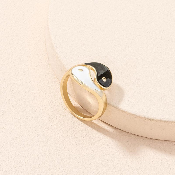 Anello di coppia regolabile con simbolo Yin Yang e benedizione