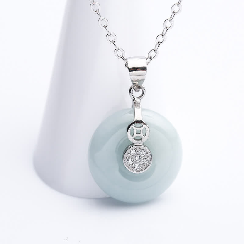 Collana con ciondolo portafortuna in giada con fibbia della pace in argento sterling 925 Buddha Stones