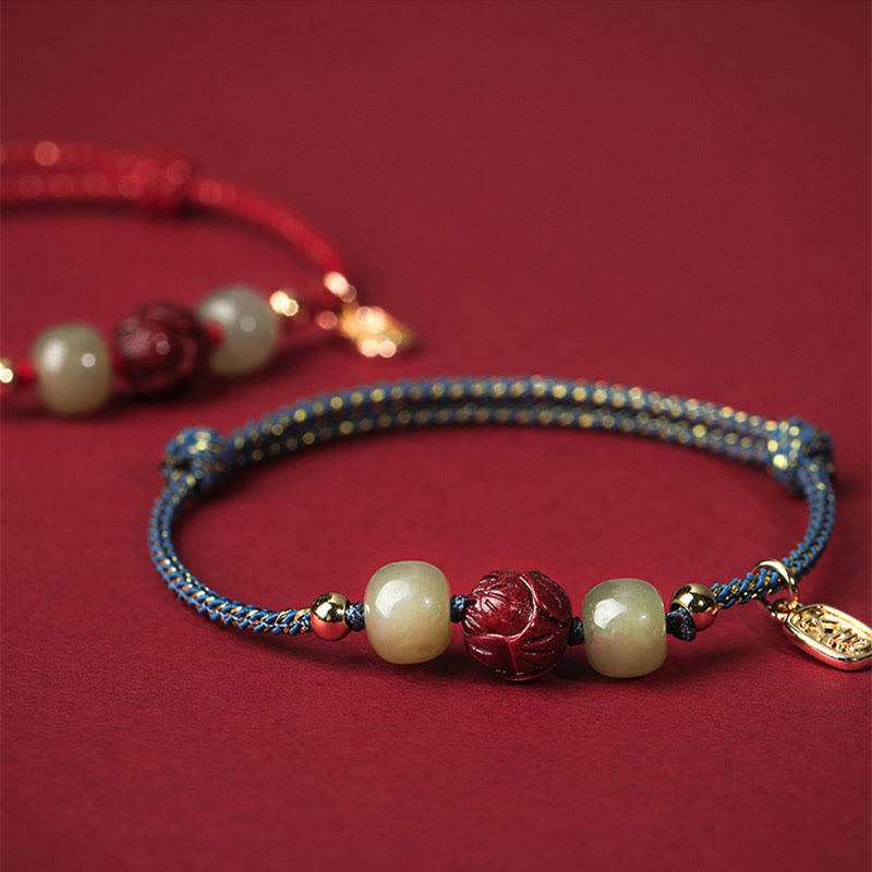 Braccialetto di corda artigianale Buddha Stones in giada Hetian placcato oro 14K, cinabro e loto portafortuna