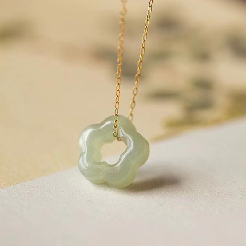 Collana con ciondolo con ciondolo floreale in giada ciano Buddha Stones , delicata giada Hetian