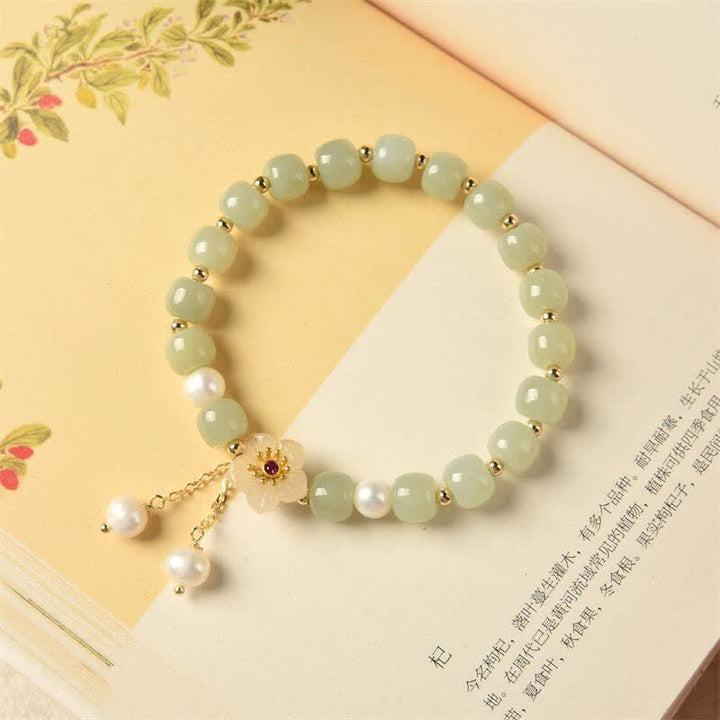 Braccialetto di abbondanza di felicità con perle e fiori di giada di Hetian