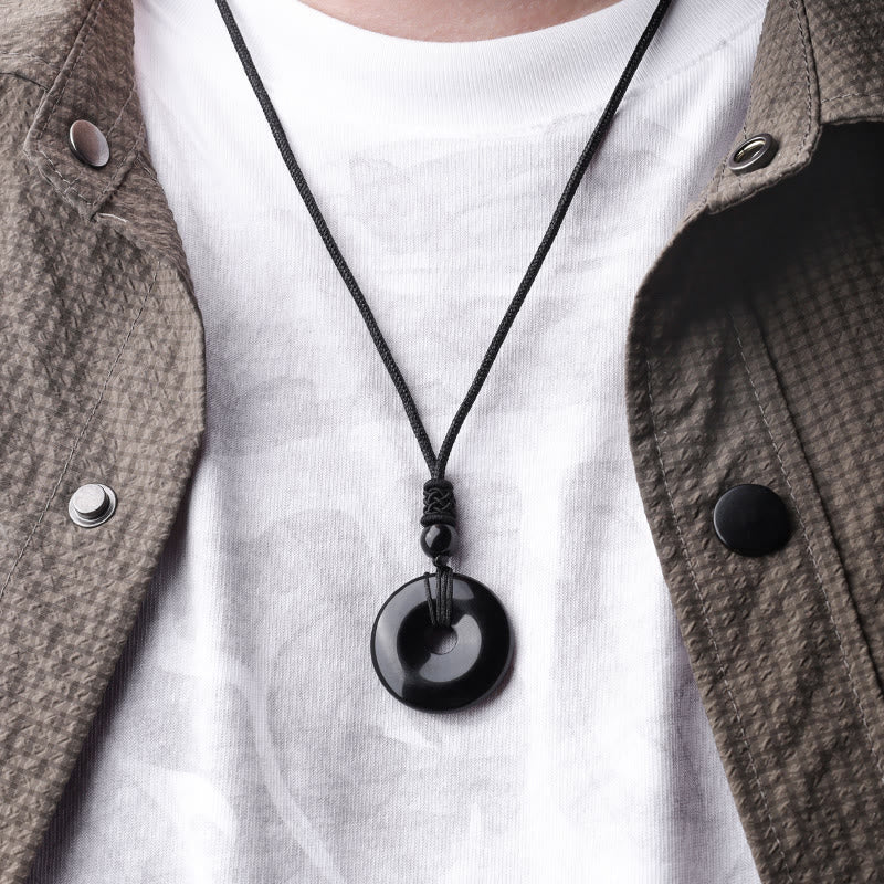 Collana con ciondolo moneta portafortuna Buddha Stones, cristallo curativo e pietre preziose