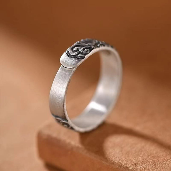 Anello portafortuna con motivo nuvole di buon auspicio vintage Buddha Stones